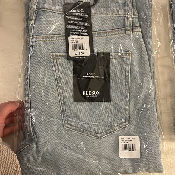 Hudson | Memory Denim Distressed Rosie Wide-Leg Ankle Jeans - Picture 7 of 8